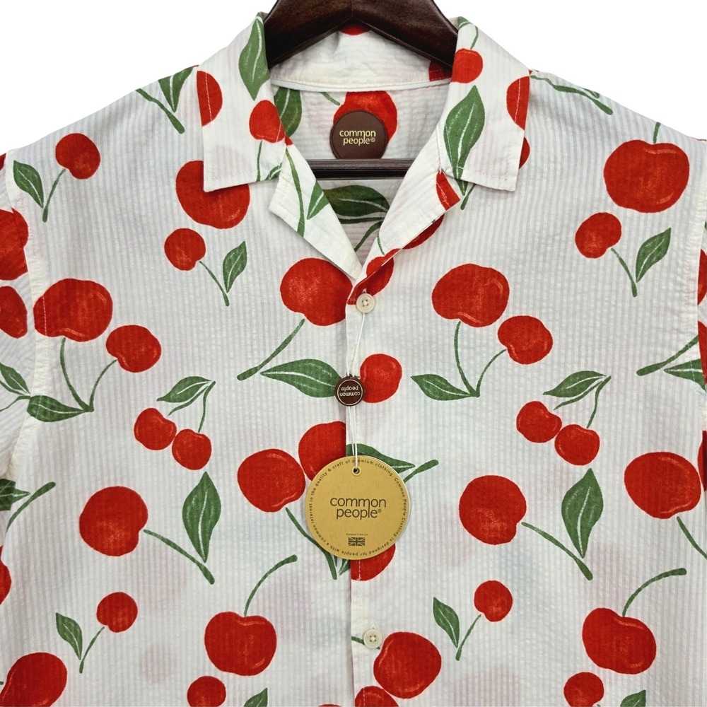 Common People Cherry Print Seersucker Camp Shirt Men's Medium Cotton NWT